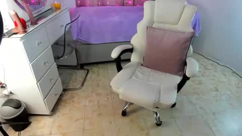 aynara_kiss online show from 09/17/25, 04:47