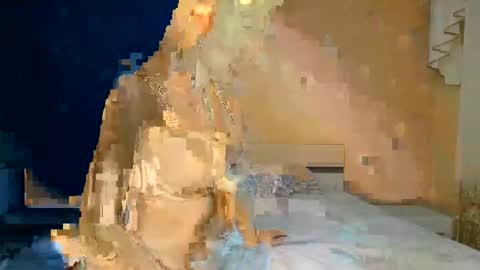 Snapshot of ayshekisskitty chatting on 02/06/25, 04:03 ViktoranMary online show from 02/06/25, 04:03