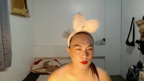 ayumi online show from 03/26/26, 10:21