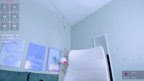 azahaara__ online show from 01/05/26, 05:27