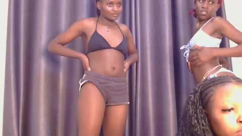 Azalea online show from 01/11/26, 06:02