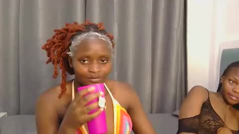 Azalea online show from 04/16/26, 04:19