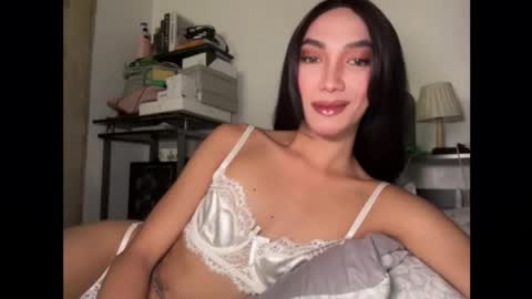 Snapshot of azalea_cum69 chatting on 04/20/26, 04:15 azalea_cum69 online show from 04/20/26, 04:15
