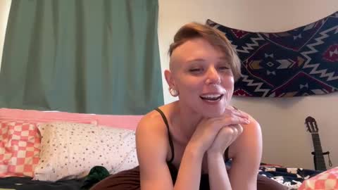 Azerai online show from 11/19/25, 06:52