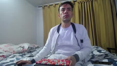 AZIEL online show from 02/11/25, 02:14