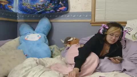 aznp1ea5er online show from 03/20/26, 03:33