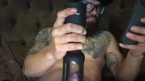 Snapshot of aztecwarrior10 chatting on 11/04/25, 06:18 aztecwarrior10 online show from 11/04/25, 06:18