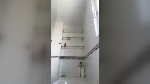 aztro13 online show from 04/22/26, 11:45