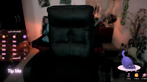   online show from 10/29/25, 07:59