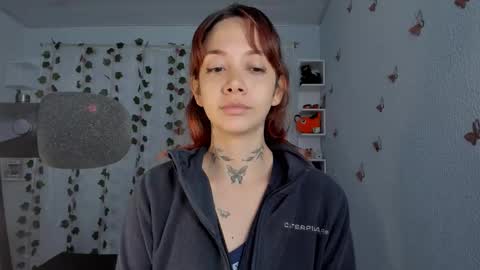 Snapshot of azumi_saan chatting on 09/21/25, 02:46 azumi saan online show from 09/21/25, 02:46