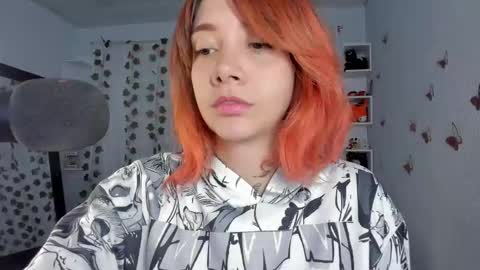 Snapshot of azumi_saan chatting on 10/11/25, 01:49 azumi saan online show from 10/11/25, 01:49