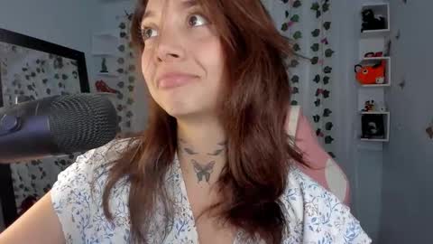 Snapshot of azumi_saan chatting on 11/12/25, 02:56 azumi saan online show from 11/12/25, 02:56