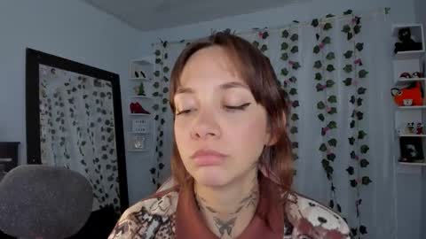 Snapshot of azumi_saan chatting on 01/10/26, 02:35 azumi saan online show from 01/10/26, 02:35