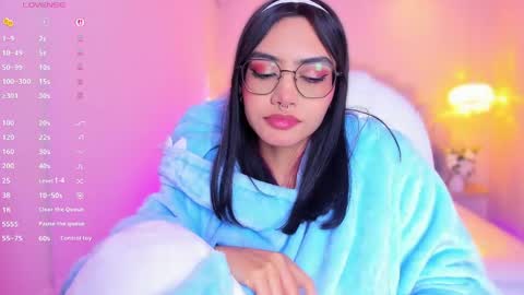 Azura online show from 04/21/26, 01:42