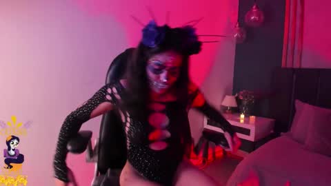 Azurra  online show from 10/29/25, 09:38