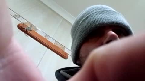azza42086 online show from 06/18/26, 01:48