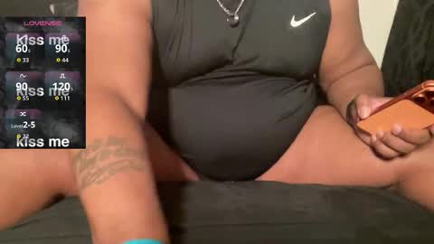 Snapshot of azzlikemine chatting on 11/17/25, 06:19 cjae online show from 11/17/25, 06:19