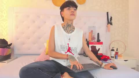 Anny online show from 10/20/25, 07:47