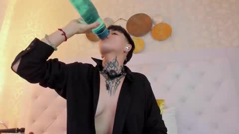 Anny online show from 02/07/26, 03:43