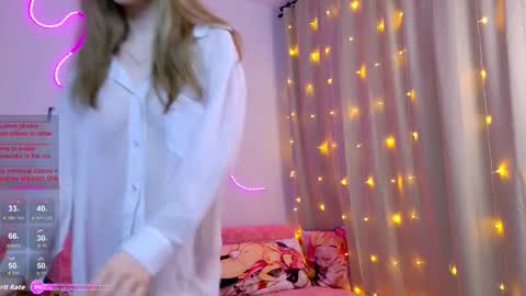 b4by_emilia online show from 03/05/26, 12:12