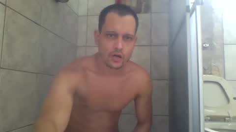 Snapshot of b4dm4ll0y chatting on 02/16/25, 05:48 M4ll0y online show from 02/16/25, 05:48