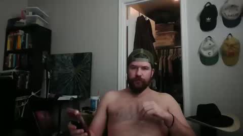 Snapshot of b8terbrop chatting on 10/17/25, 06:54 b8terbrop online show from 10/17/25, 06:54
