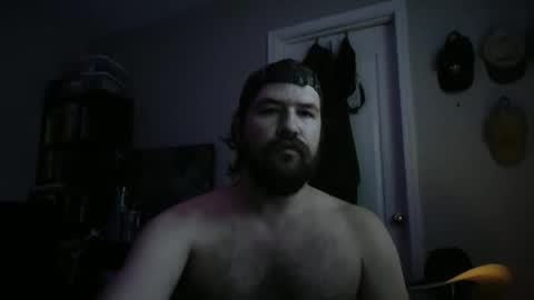 Snapshot of b8terbrop chatting on 10/22/25, 03:56 b8terbrop online show from 10/22/25, 03:56