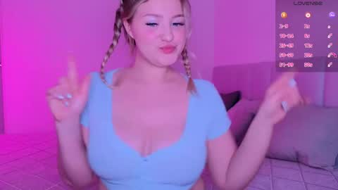 Bella Wooowww online show from 04/29/26, 02:37
