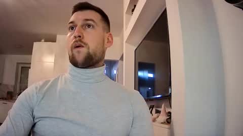 Snapshot of b_marco_ chatting on 01/10/25, 03:16 b_marco_ online show from 01/10/25, 03:16