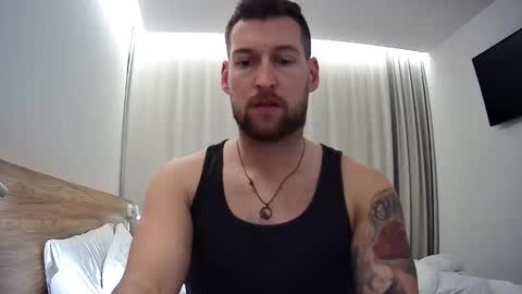 Snapshot of b_marco_ chatting on 03/04/25, 04:30 b_marco_ online show from 03/04/25, 04:30