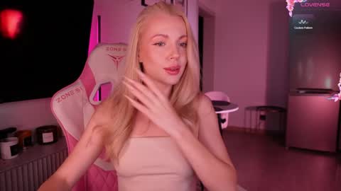 Bonnie  online show from 09/29/25, 01:05