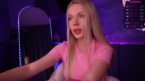 Bonnie  online show from 12/20/25, 03:30