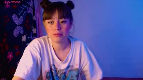 Snapshot of bab_ee02 chatting on 12/11/24, 05:00 bab_ee02 online show from 12/11/24, 05:00