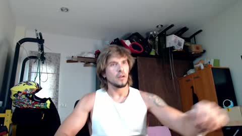 Snapshot of baba_yaga___ chatting on 03/05/25, 06:44 Jake online show from 03/05/25, 06:44