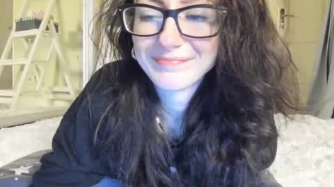 Snapshot of babby_jewel chatting on 02/06/25, 02:15 babby_jewel online show from 02/06/25, 02:15