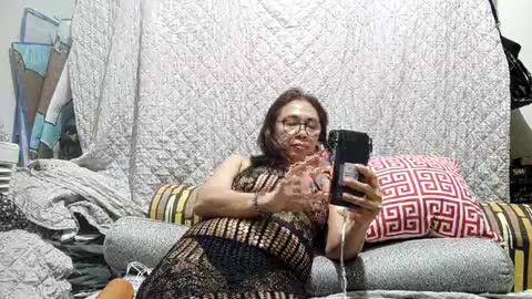 Snapshot of babe4u1234 chatting on 12/06/24, 03:22 babe4u1234 online show from 12/06/24, 03:22