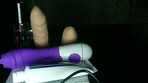 Snapshot of babe4u1234 chatting on 12/20/24, 09:43 babe4u1234 online show from 12/20/24, 09:43