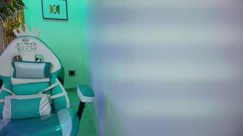 babe_kiitty online show from 12/19/25, 11:50