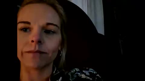 Snapshot of babeb1320 chatting on 12/01/25, 11:15 Babeb online show from 12/01/25, 11:15