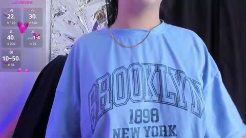 Queen B online show from 02/10/26, 05:17