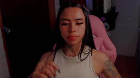 Snapshot of babee_04 chatting on 09/10/25, 06:24 babee online show from 09/10/25, 06:24