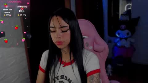 Snapshot of babee_04 chatting on 09/12/25, 05:07 babee online show from 09/12/25, 05:07