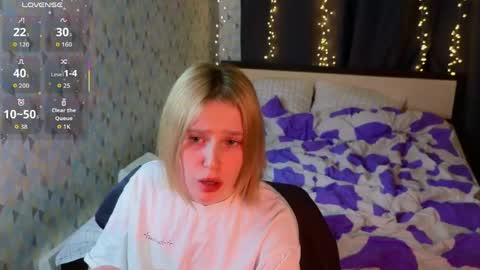 Sweety Eva online show from 04/18/26, 07:07