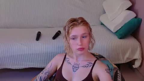 Snapshot of babees_eva chatting on 07/21/26, 10:28 Sweety Eva online show from 07/21/26, 10:28