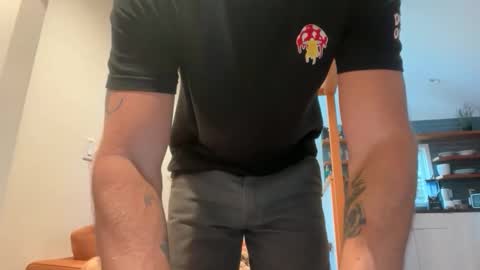 Snapshot of babeheater chatting on 01/05/26, 05:38 babeheater online show from 01/05/26, 05:38