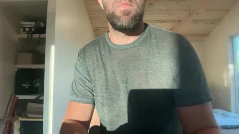 Snapshot of babeheater chatting on 03/20/26, 02:44 babeheater online show from 03/20/26, 02:44