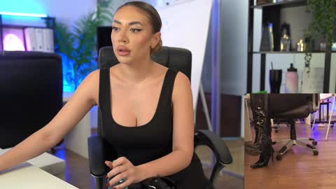 Olivia and Lexi online show from 03/27/26, 05:57