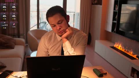 Snapshot of baby6_boy9 chatting on 02/08/26, 02:53 Luna and Medina online show from 02/08/26, 02:53