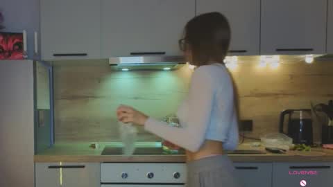 Cristy online show from 02/12/26, 04:35