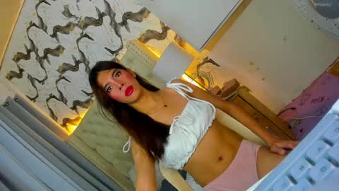 Snapshot of baby_danica chatting on 04/27/26, 06:22 Call me Denise online show from 04/27/26, 06:22